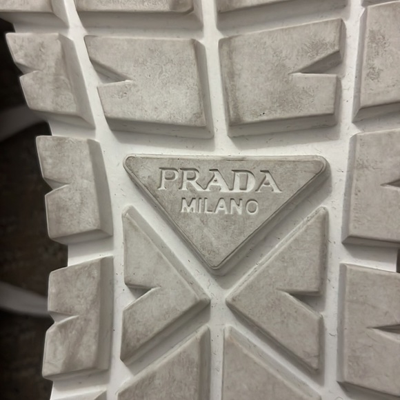 Platform sneakers - Picture 8 of 12